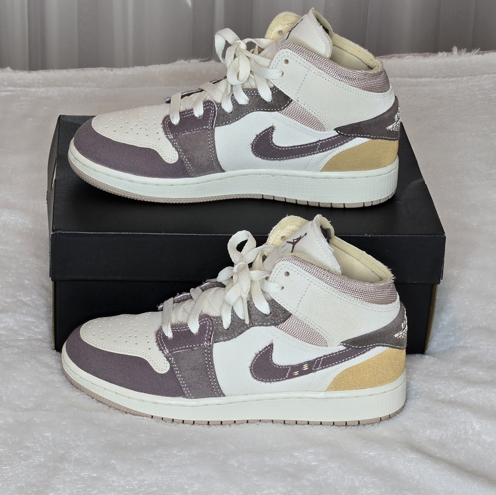 Jordan 1 Mid SE CRAFT Grade School 6Y Sail/Taupe Haze - Fossil Stone